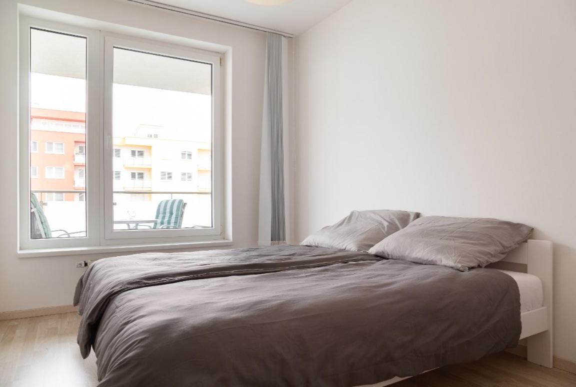 Great Tourist And Business Apartment Near Center Bratislava Exterior photo